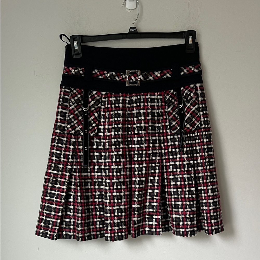 Muxian plaid lined skirt, size 11 !